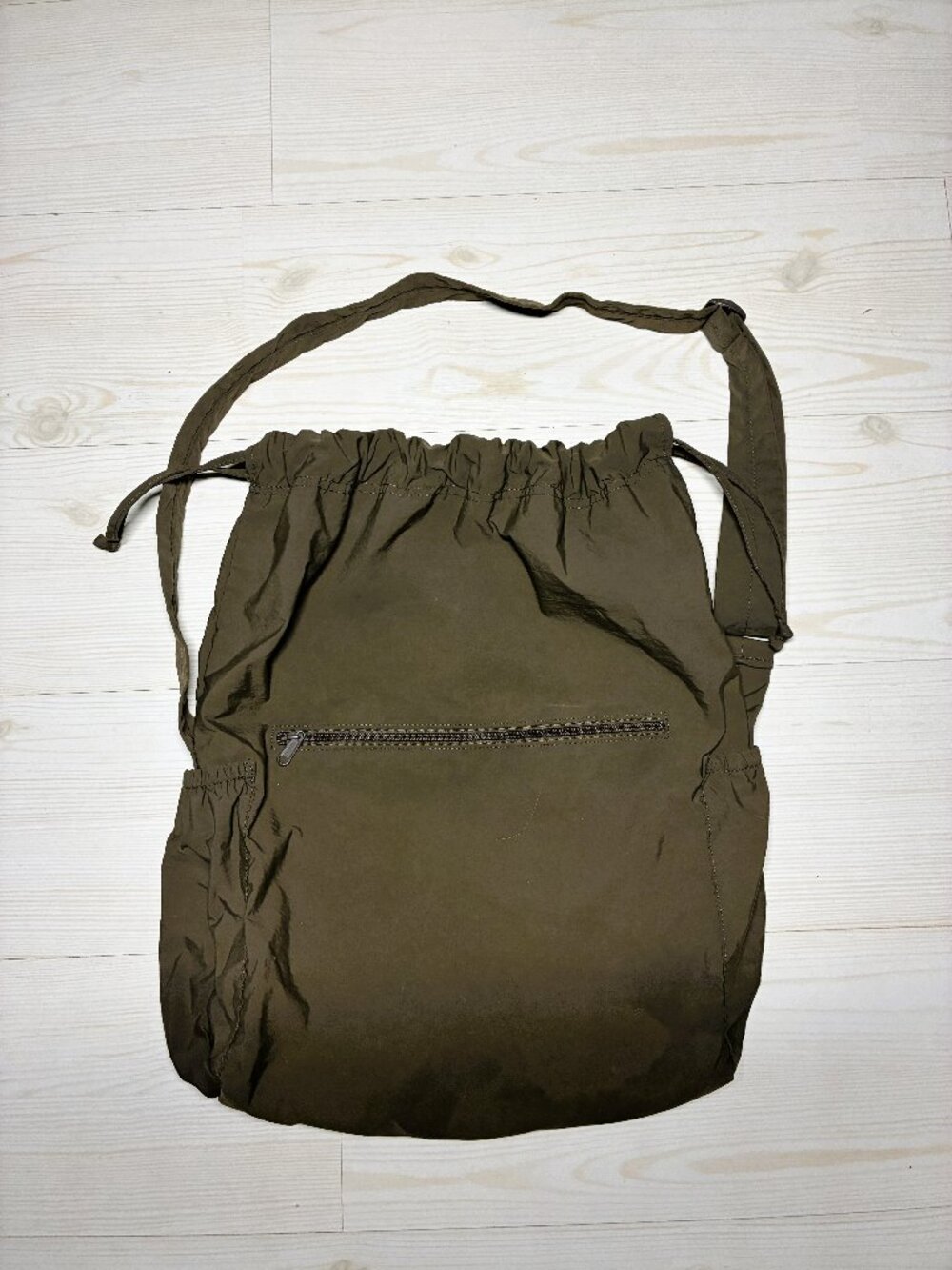 UNIQLO U Drawstring Shoulder Bag Crossbody Olive Green